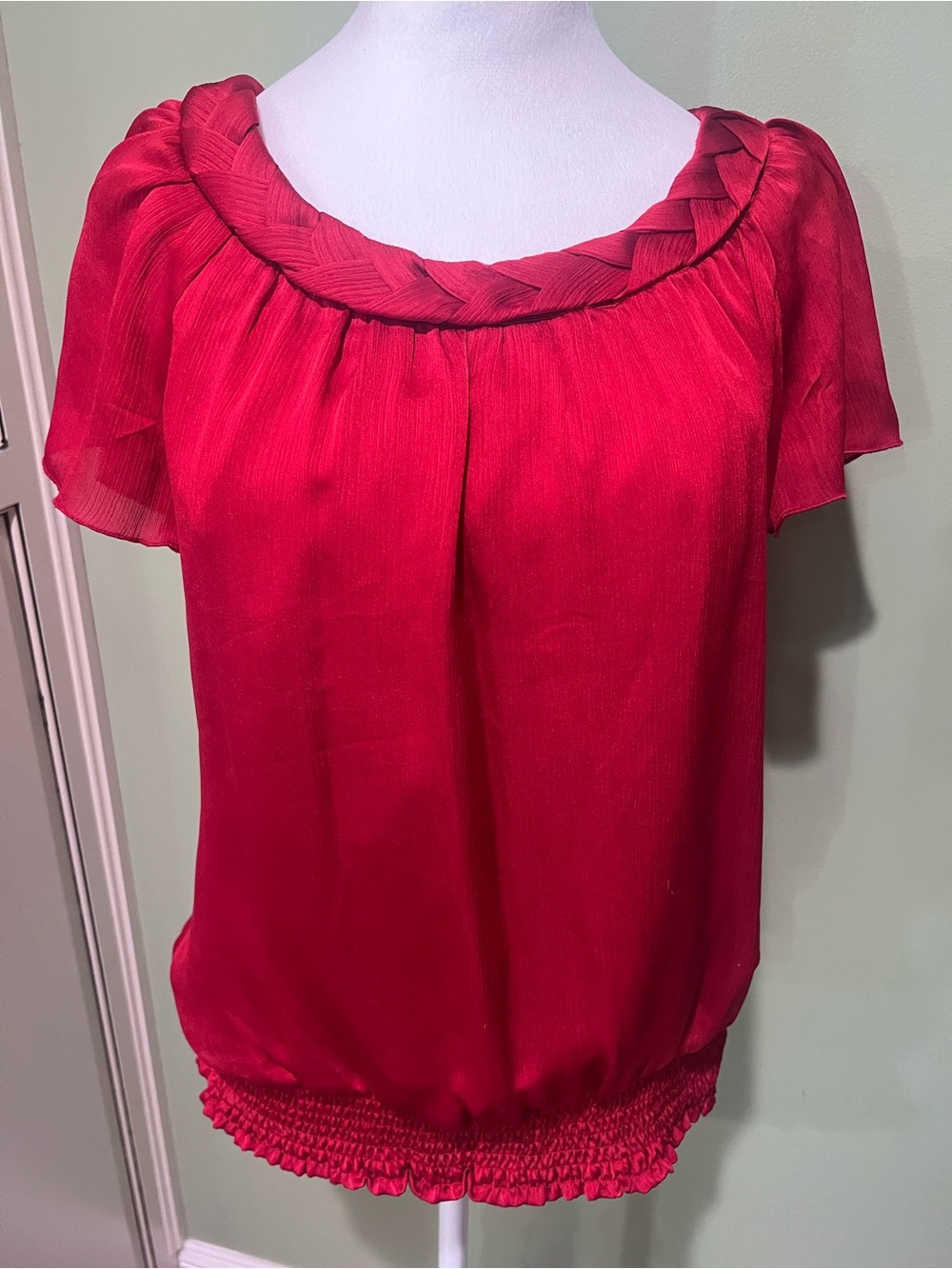 New Women’s Red Braided Neck Short Sleeve Top